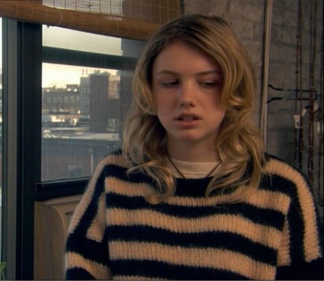 Cassie Cassie Ainsworth, Cassie Skins, A Woman, Hair