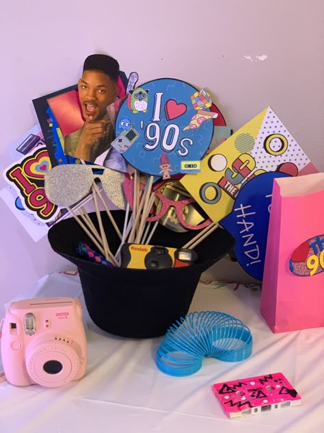 90s Birthday Party Decorations, 90s Theme Birthday Party Decorations, 30th Birthday Ideas For Women 90s Theme, 1994 Themed Party, 90s Party Table Decor, 90s Decorations Party Ideas, 2010s Birthday Party, 1994 Themed Birthday Party, 90 Theme Party Ideas Decoration