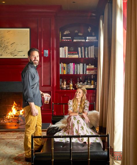 Snug Southern Libraries – Garden & Gun Nascar Champions, Miller Homes, Jimmie Johnson, North Carolina Homes, Wardrobe Stylist, City Apartment, Traditional Architecture, Cozy Nook, House Goals