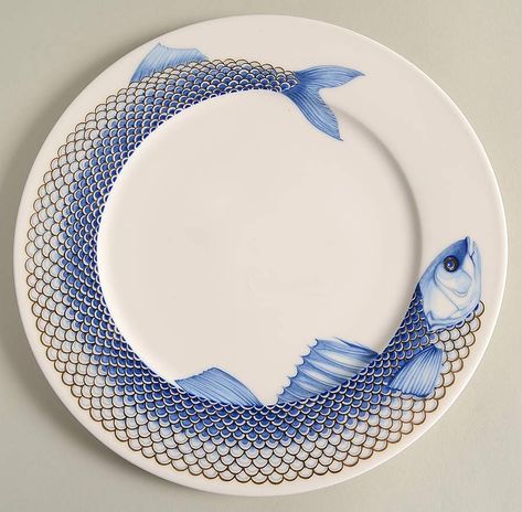 Ceramic Fish Plate, Crockery Design, Blue White Decor, Paint Your Own Pottery, Pottery Painting Designs, Ceramic Fish, Painted Plates, Phish, Blue Pottery