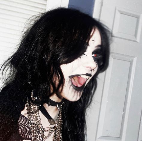 Corpse Paint, Goth Look, Goth Women, Goth Beauty, Goth Makeup, Goth Aesthetic, Gothic Outfits, Alternative Outfits, Attractive People