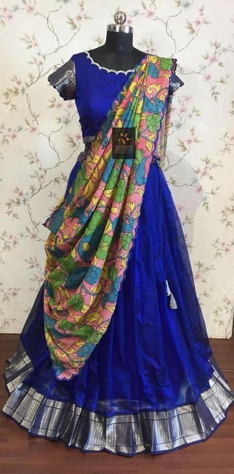 Blue Pattu Lehanga, Pen Kalamkari Half Saree Designs, Mangalagiri Long Frocks, Mangalagiri Pattu Half Sarees, Mangalagiri Half Saree Designs, Lehanga Models For Stitching, Blue Pattu Lehenga, Kalamkari Lehenga Indian Weddings, Blue Dupatta Combination