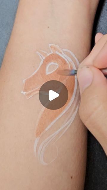 How to paint horses Horse Face Painting, Horse Face Paint, Unicorn Face Paint, Paint Challenge, Face Painting Tips, I Love Horses, Keep Practicing, Love Horses, Tip Jars