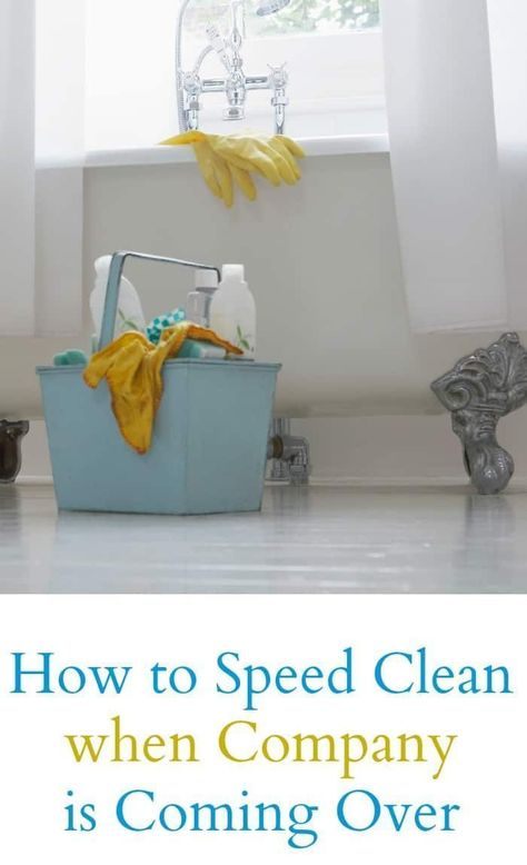 Dollar Diy, Keep Your House Clean, Diy Cleaning Products Recipes, Chemical Free Cleaning, Cleaning Tips Tricks, Speed Cleaning, Cleaning Companies, Free Checklist, Declutter Your Life