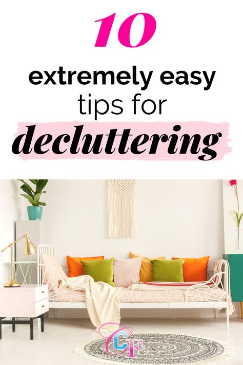 These simple and easy #decluttering tips will make your space feel brand new. #organizing #dormroom #declutter Clutter Control, Declutter Home, How To Declutter, Seaside Decor, Coastal Retreat, Organize Declutter, Decor Buy, Declutter Your Home, Organize Your Life