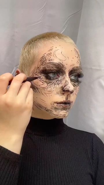 Makeup Avant Garde, Abstract Makeup, Paint Makeup, Punk Makeup, Face Paint Makeup, Avant Garde Makeup, Photography Makeup, Graphic Liner, Makeup Photography