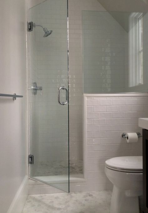 Bathroom Shower Doors Ideas, Shower Doors Ideas, Half Wall Shower, Shower Remodel Diy, Bathroom Shower Doors, Small Shower Remodel, Doors Ideas, Glass Shower Enclosures, Small Showers