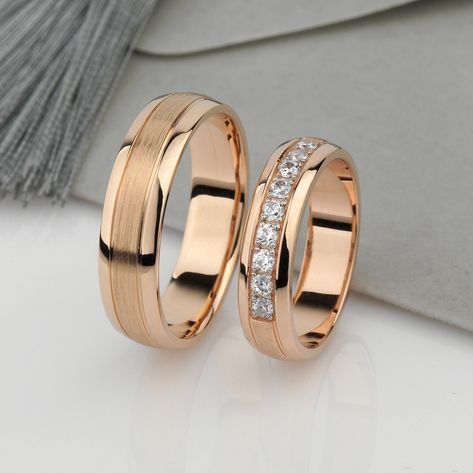 Wedding rings couple