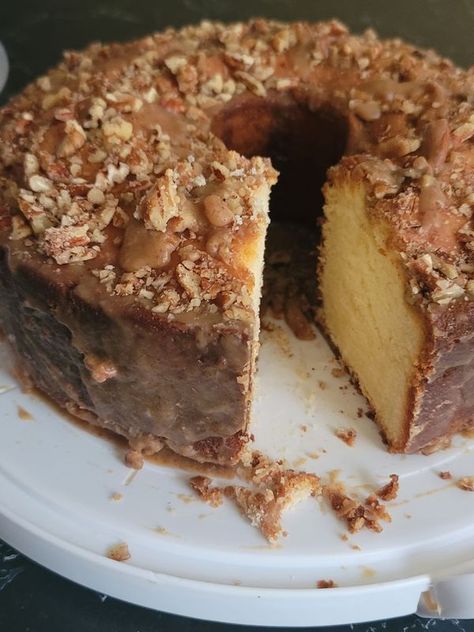 2 Step Pound Cake Recipe, Slap Ya Momma Pound Cake, Old School Pound Cake Recipe, Donut Pound Cake, Buttermilk Pound Cake Recipes Moist, Hennessy Pound Cake Recipe, Pound Cake Recipes Moist, Crazy Desserts, 5 Flavor Pound Cake