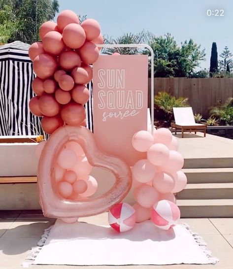 Barbiecore Party Decor, Hens Pool Party Ideas, Bachelorette Pool Decorations, Bridesmaid Pool Party, Pink And White Pool Party, Bachelorette Pool Decor, Rose Gold Pool Party, Pool Bridal Shower Ideas, Pool Party Bridal Shower Ideas