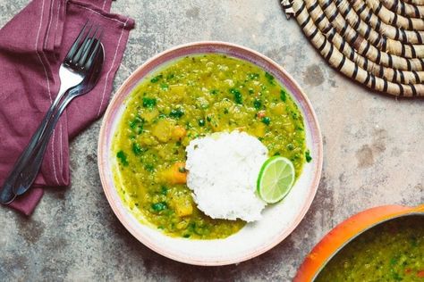 Swede And Lentil Jungle Curry - Coconut Free Vegan Curry Swede Recipes, Jungle Curry, Vegan Autumn, Healthy Curry, Vegan Winter Recipes, Vegan Chilli, Whole Foods Vegan, Curry Ingredients, Root Veggies