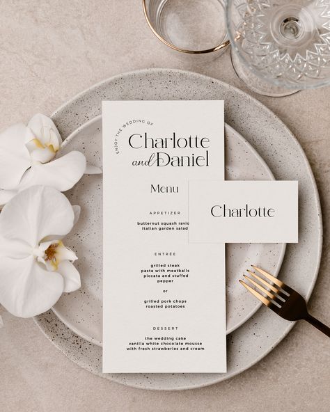 Aesthetic Menu Card, Wedding Table Stationary, Modern Monogram Logo, Wedding Table Name Cards, Wedding Name Tags, Elegant Wedding Menu, Wedding Cake Vanilla, Menu Card Design, Wedding Graphics