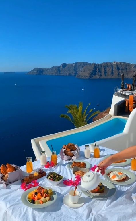 Grecia Santorini, Cavo Tagoo Mykonos, World Most Beautiful Place, Romantic Honeymoon Destinations, Virtual Travel, Dream Vacations Destinations, Dream Travel Destinations, Santorini Greece, Beautiful Hotels