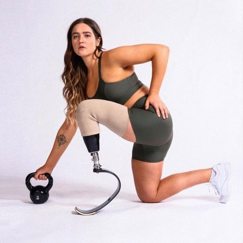 Moving my body with @levitate.sport running blade 🦿 #movement #prosthetics #miniworkout #fyp Leg Amputee, Amputee Model, Body Neutrality, Representation Matters, Body Types Women, Bionic Woman, Break The Stigma, Soccer Girl, Human Poses Reference