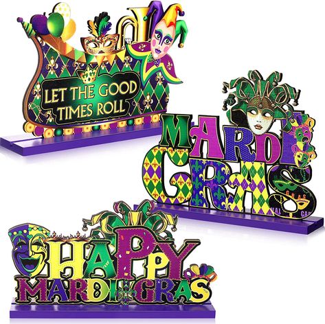 Mardi Gras Signs, Mardi Gras Dinner Party, Mardi Gras Dinner, Mardi Gras Party Decorations, New Orleans Party, Masquerade Party Decorations, New Orleans Style, Wooden Centerpieces, Mardi Gra