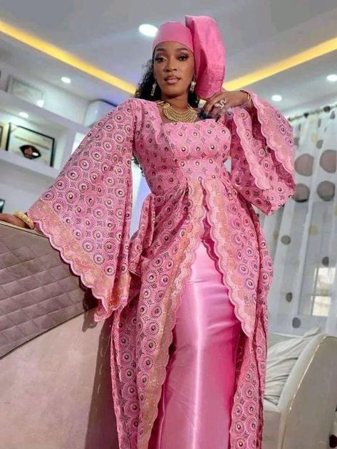 Eid Outfits African, Modele Wax, African Bridal Dress, Modest Dresses Fashion, African Dresses Modern, African Inspired Clothing, African Print Dress Designs, African Lace Dresses, African Fashion Traditional