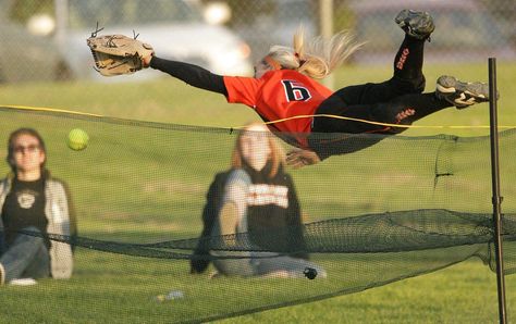 High school softball: Team success motivated softball MVPs – Deseret News High School Softball, Softball Pictures, Honor Student, Team Success, Softball Team, High School Sports, The Outfield, American Idol, School Sports