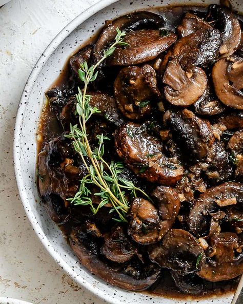 This Sauteed Mushrooms with Garlic and Thyme dish is so delicious! It's packed with flavor and is the perfect side dish to your favorite main. Make this Sauteed Mushrooms with Garlic and Thyme this week! Best Sauteed Mushrooms For Steak, Saute Mushrooms And Onions, Sauteed Mushrooms For Steak, Garlic Butter Thyme Mushrooms, Simple Sauteed Mushrooms, Sauteed Mushrooms With Balsamic Vinegar, Best Sauteed Mushrooms, Mushrooms Sauteed, Balsamic Mushrooms