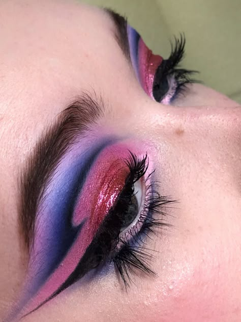 Oil Spill Makeup, Red And Purple Makeup, Colorful Glam Makeup, Purple Face Paint, Scene Makeup, Bright Eye Makeup, Bold Eye Makeup, Pride Makeup, Face Art Makeup