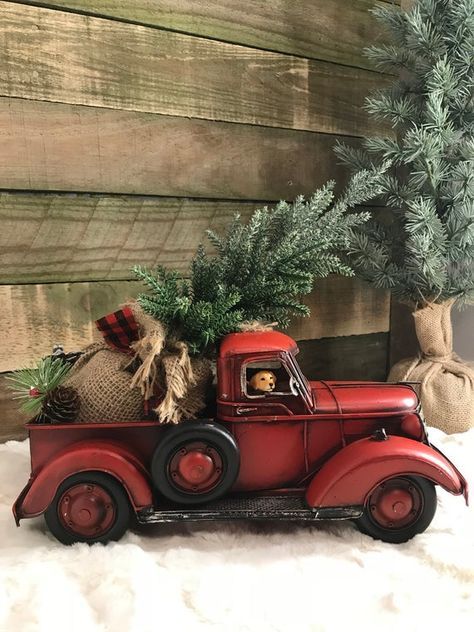 Natal Country, Old Red Truck, Farmhouse Truck, Red Truck Decor, Truck Decor, Vintage Pickup, Christmas Red Truck, Vintage Holiday Decor, Marshmallow Pops