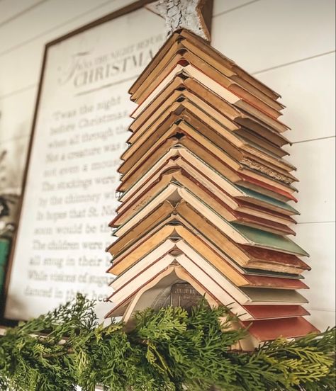 Book Christmas Tree Stacked, Book Stack Christmas Tree, Book Christmas Tree, Christmas Tree Diy, Book Christmas, Book Stack, Antique Christmas, Tree Diy, Stack Of Books