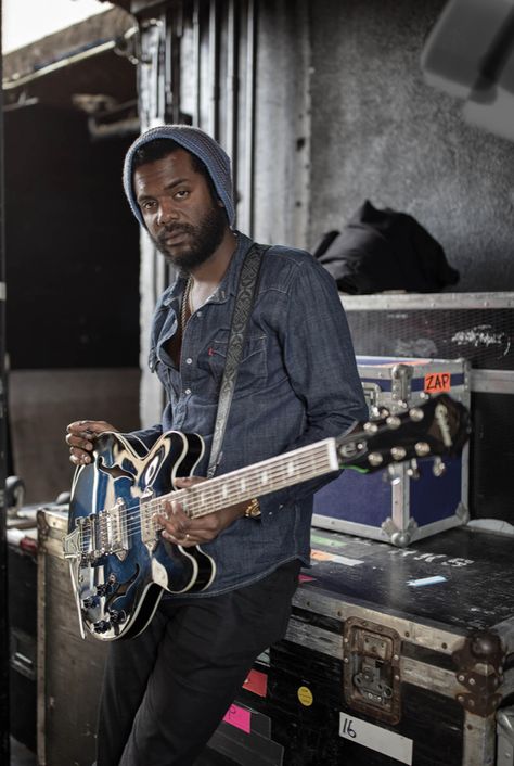 Gary Clark Jr Style, Denim Outfit Men, Gary Clark Jr, Gary Clark, Music Rooms, Classical Musicians, Face The Music, Denim Outfits, Stevie Ray Vaughan