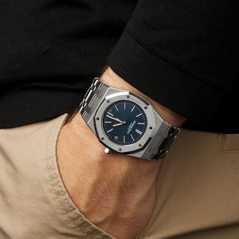 Hand Watches, Mens Watches Expensive, Watches For Men Unique, Ap Royal Oak, Mens Watches Affordable, Stylish Watches Men, Audemars Piguet Watches, Fancy Watches, Best Watches For Men