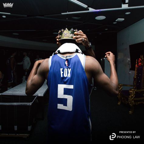 Deaaron Fox Wallpaper, Deaaron Fox Kings, Sacramento Kings Tattoo, Nba Computer Wallpaper, Sacramento Kings Wallpaper, Kings Sacramento, King Picture, Sacramento Kings, Nba Pictures