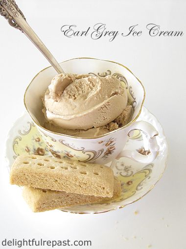 Earl Grey Ice Cream / www.delightfulrepast.com Grey Ice Cream, Earl Grey Ice Cream, Yogurt Ice Cream, Ice Cream Day, Cold Treats, Cream Cakes, Creative Kitchen, Treat Recipes, Cream Tea