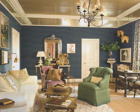 Gorgeous Glossy ceiling against blue (grass cloth?) Glossy Ceiling, Ceiling Design Ideas, Navy Walls, Gold Ceiling, Ceiling Treatments, Colored Ceiling, White Ceiling, Painted Ceiling, Great House