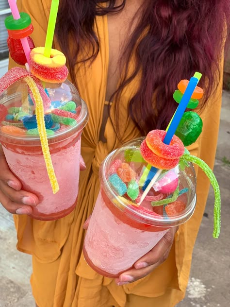 Slushy Drinks, Pretty Alcoholic Drinks, Candy Drinks, Yummy Alcoholic Drinks, Sleepover Things, Junk Food Snacks, Kid Drinks, Summer Snacks, Pretty Drinks