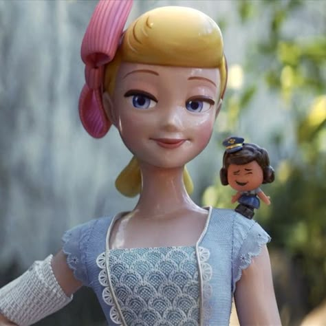 Little Bo Peep Toy Story, Toy Story Matching Pfp, Bo Peep Toy Story, Profile Ig, Pfp Tiktok, Best Halloween Movies, Frozen Toys, Disney Icons, Little Bo Peep