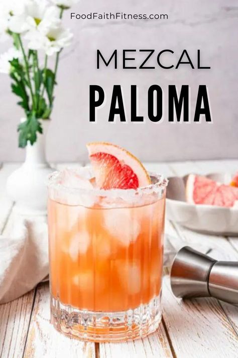 Experience a world of Mexican cocktails beyond margaritas with the Mezcal Paloma cocktail, a smoky yet refreshing blend of mezcal, lime juice, and grapefruit soda. Martini Recipes Easy, Cocktail Corner, Easy Sangria Recipes, Paloma Recipe, Mexican Cocktails, Paloma Cocktail, Mezcal Cocktails, Grapefruit Soda, Quick Breakfast Recipes