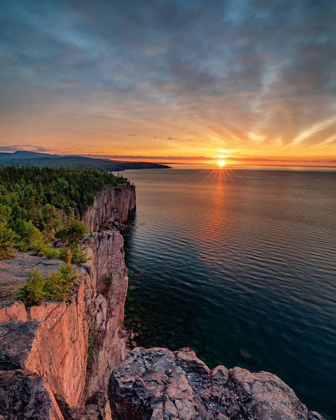 Tone Coughlin Photography LLC on Instagram: “Palisade sunrise in HDR before the skies open up on northern Minnesota.  #lakesuperior #OnlyInMN #minnesota #captivatemn #destinationduluth…” North Shore Mn, Northern Minnesota, Lake Superior, North Shore, Open Up, Minnesota, Lake, Water, Photography