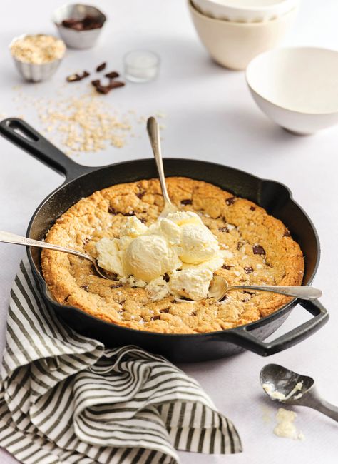 Skillet Oatmeal Chocolate Chip Cookie Skillet Oatmeal, Oatmeal Chocolate Chip Cookie, Giant Chocolate Chip Cookie, Giant Cookie, Oatmeal Chocolate Chip, Oatmeal Chocolate, Ingredient Substitutions, Icebox Cake, Pan Recipes