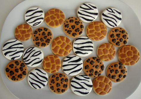 Animal Print Cookies, Giraffe Cookies, Safari Cookies, Jungle Thema, Jungle Birthday Party, Zoo Birthday, Wild One Birthday Party, Animal Cookies, Cookie Inspiration