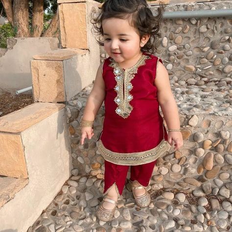 [PaidAd] #Babygirls #2022 #Dress #babygirldressesindian Baby Girl Dresses Indian, Traditional Baby Dresses, Pakistani Kids Dresses, Baby Dress Diy, Baby Dress Design