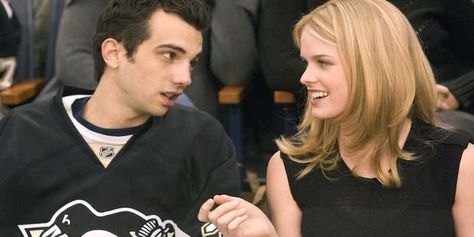 Avoid the Penalty Box: What a guy's NHL team says about the type of boyfriend he'll be (HAWKS<3) Jay Baruchel, Types Of Boyfriends, Out Of My League, Teresa Palmer, Romantic Comedy Movies, British Women, Movie Couples, Romantic Comedy, Top 100