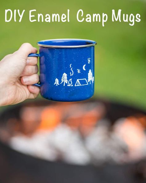 DIY Enamel Camp Mugs - Make your own Adventure Camp Mug - The Artisan Life Painting Enamel Mugs Diy, Camping Diy Gifts, Enamel Camping Dishes, Diy Camping Gifts Ideas, Camping Mug Designs, Camping Crafts For Adults, Graduation Celebration Ideas, Diy For Adults, Arts And Crafts Easy