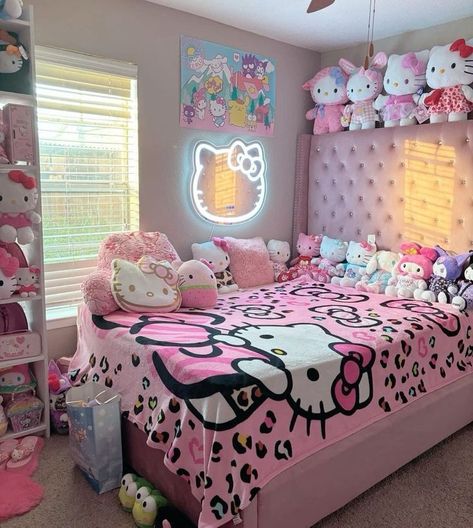 Hello Kitty Toddler Room, Hello Kitty Themed Room, Hello Kitty Bedroom Ideas, 2010 Room, Hello Kitty Room Aesthetic, Pink Apartment Decor, Hello Kitty Decorations, Hello Kitty Room Decor, Hello Kitty Bedroom