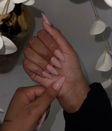 Plain Set Acrylic Nails, Nail Inspo Plain, Simple Plain Nails, Plain Almond Nails, Plain Winter Nails, Plain Nails Acrylic, Mum Nails, Classy Simple Nails, Plain Acrylic Nails