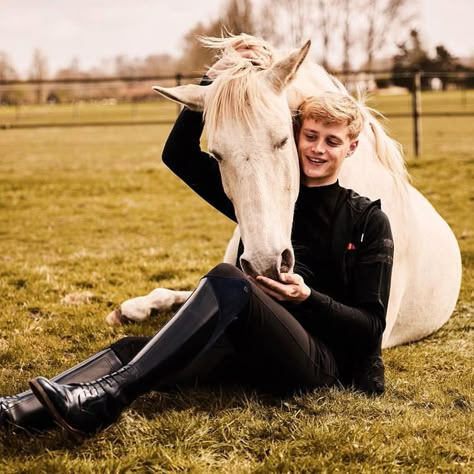 Person And Horse Reference, Pose With Horse, Riding Pose Reference, Horse Riding Pose Reference, Poses With Horses, Jesse Drent, Horse Poses, Man On Horse, Horse And Human