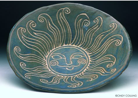 sgraffito-carved-sun-bowl-couling | Cindy Couling - Mixed Media Artist Easy Scraffito Designs, Sgraffito Pottery Pattern Ideas, Easy Sgraffito Designs, Sgraffito Bowl Designs, Sgraffito Plate Designs, Scraffito Designs Simple Bowl, Sgraffito Designs Plates, Sgraffito Designs Easy, Sgraffito Designs Pattern