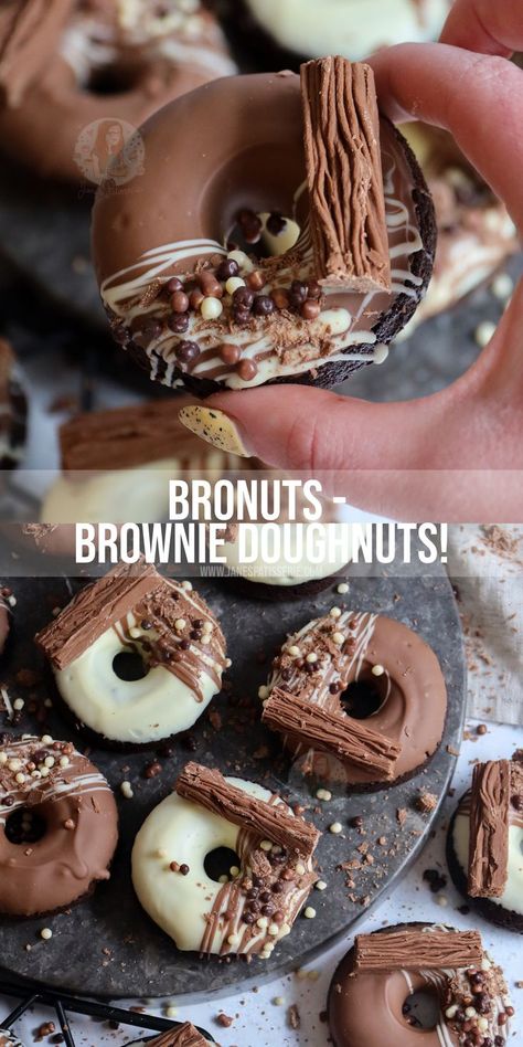 Cake Donuts Recipe, Janes Patisserie, Baked Donut Recipes, Cronut, Homemade Donuts, Doughnut Recipe, Delicious Donuts, Chocolate Donuts, Baked Donuts