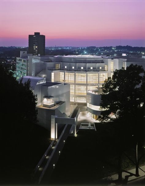 Gallery of AD Classics: High Museum of Art / Richard Meier & Partners - 14 Richard Meier Architecture, High Museum Of Art, Richard Meier, Getty Center, High Museum, Sunset Light, Art Museums, Getty Museum, Famous Architects