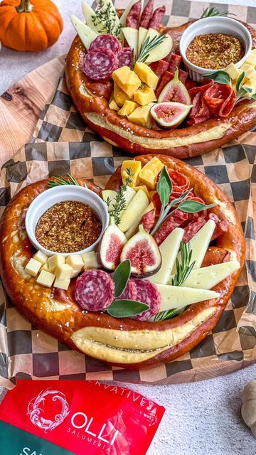 Emily Love Leserman on Instagram: "🍂🥨PROST BOARD 🥨🍂 

Celebrating Oktoberfest in the tastiest way—charcuterie, please “meat” pretzel! 🧀🍖

I’ve packed these giant pretzel with all my favorite @Olli_salumeria meats for a board that’s as festive as it is flavorful! 

Who needs lederhosen when you’ve got salumi this good? 🥨🍻 

#OlliSalumeria #CharcuterieGoals #OktoberfestEats #PretzelPerfection #WurstBehavior" Oktoberfest Charcuterie, Pretzel Charcuterie Board, Giant Pretzel, Ramadan Desserts, Charcuterie Ideas, Charcuterie Boards, Rose Water, Charcuterie Board, Middle Eastern