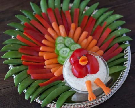 Thanksgiving Turkey Veggie Tray Recipe - Food.com Thanksgiving Veggie Tray, Veggie Tray Ideas, Turkey Veggie Tray, Thanksgiving Vegetables, Cooking Photos, Vegetable Tray, Snack Prep, Veggie Dip, Tray Ideas