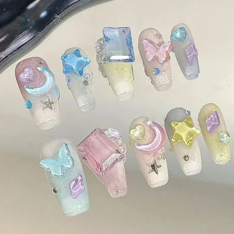 Sailor Moon Nails, Nails Kawaii, Fantasy Star, Star Nail Art, Moon Nails, Yellow Ombre, Nail Jewels, Coffin Press On Nails, Pretty Gel Nails