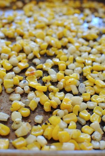 Try Oven Roasted Corn off the cob! You'll just need Serves 2-4, 2 cups raw sweet corn kernels (from about 4 ears, any color), Extra-virgin olive oil, Sea... Corn In The Oven, Oven Roasted Corn, Easy Vegetable Side Dishes, Bbq Shrimp, Canned Corn, Roasted Corn, Avon Products, Corn Recipes, Lunch Recipes Healthy