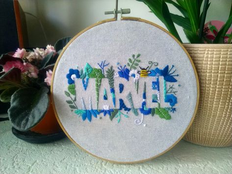 Marvel Sewing Projects, Marvel Hand Embroidery, Marvel Embroidery Patterns, Avengers Embroidery, Marvel Embroidery, Flower Pattern Drawing, Clothes Embroidery Diy, Knitting Patterns Free Scarf, Disney Embroidery